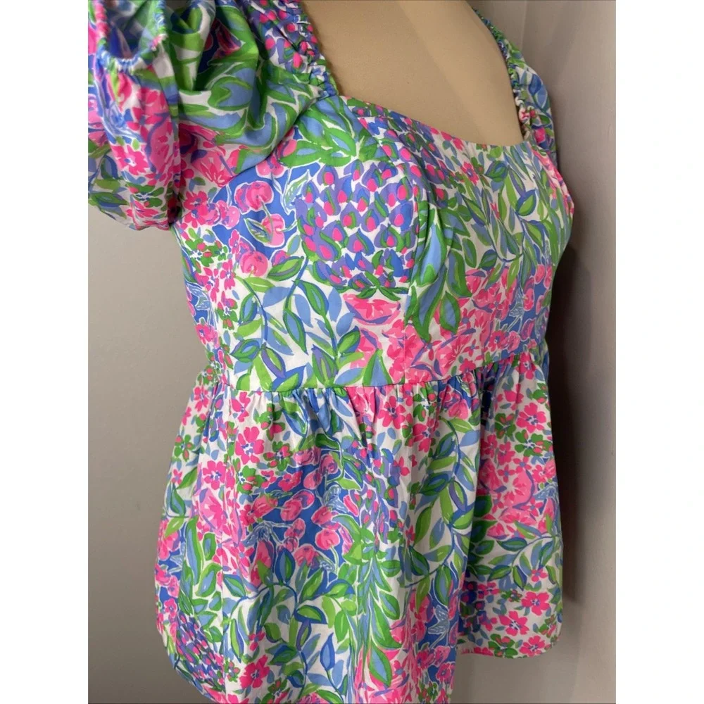 Lilly Pulitzer Kay A cherry on Top Print Puff sleeve Top size 10